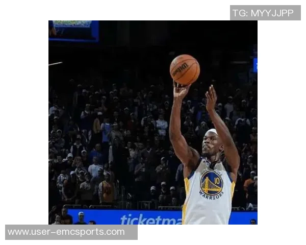 巴特勒半场状态火热8投6中贡献13分还送出4篮板4助攻表现全面 巴特勒半场状态火热8投6中贡献13分还送出4篮板4助攻表现全面