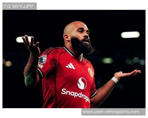 曼联转变阵型为433备战非洲杯姆伯莫等球员缺席